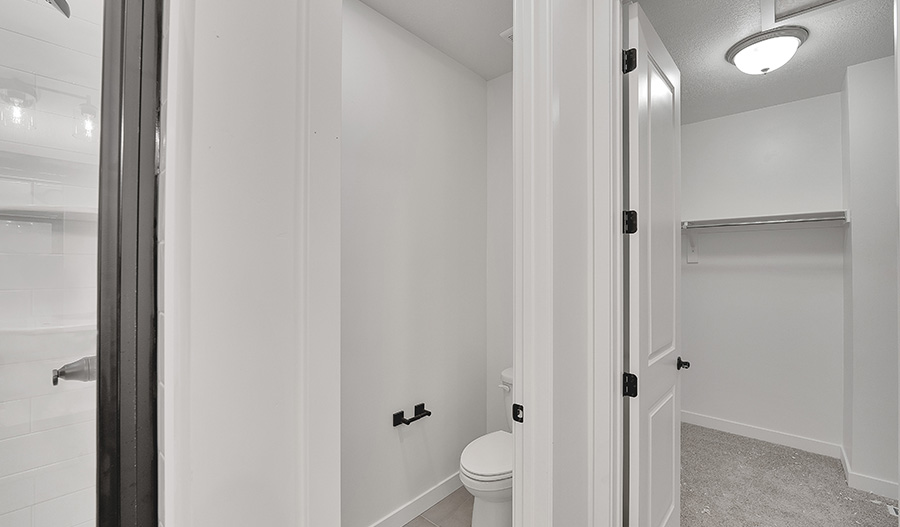 Bathroom of the Bronze floor plan