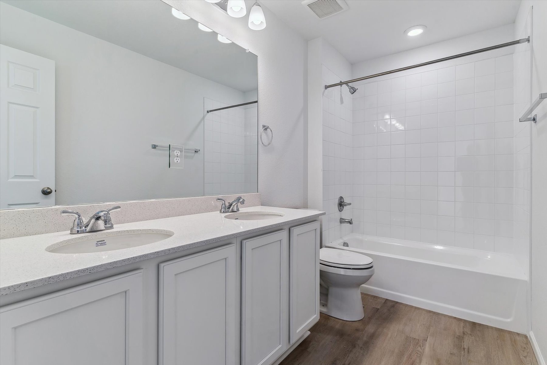 Bathroom of the Ammolite floor plan