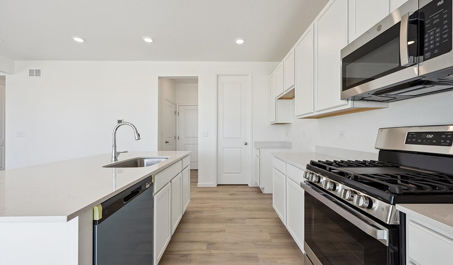 Kitchen of the Lapis floor plan