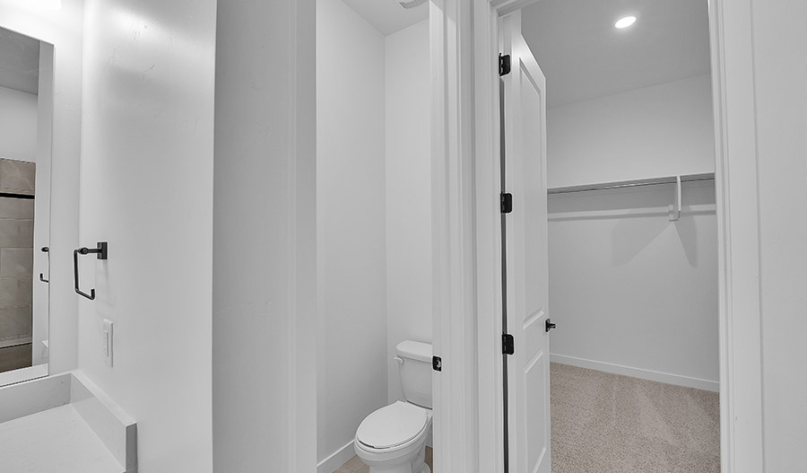 Bathroom of the DanielII floor plan