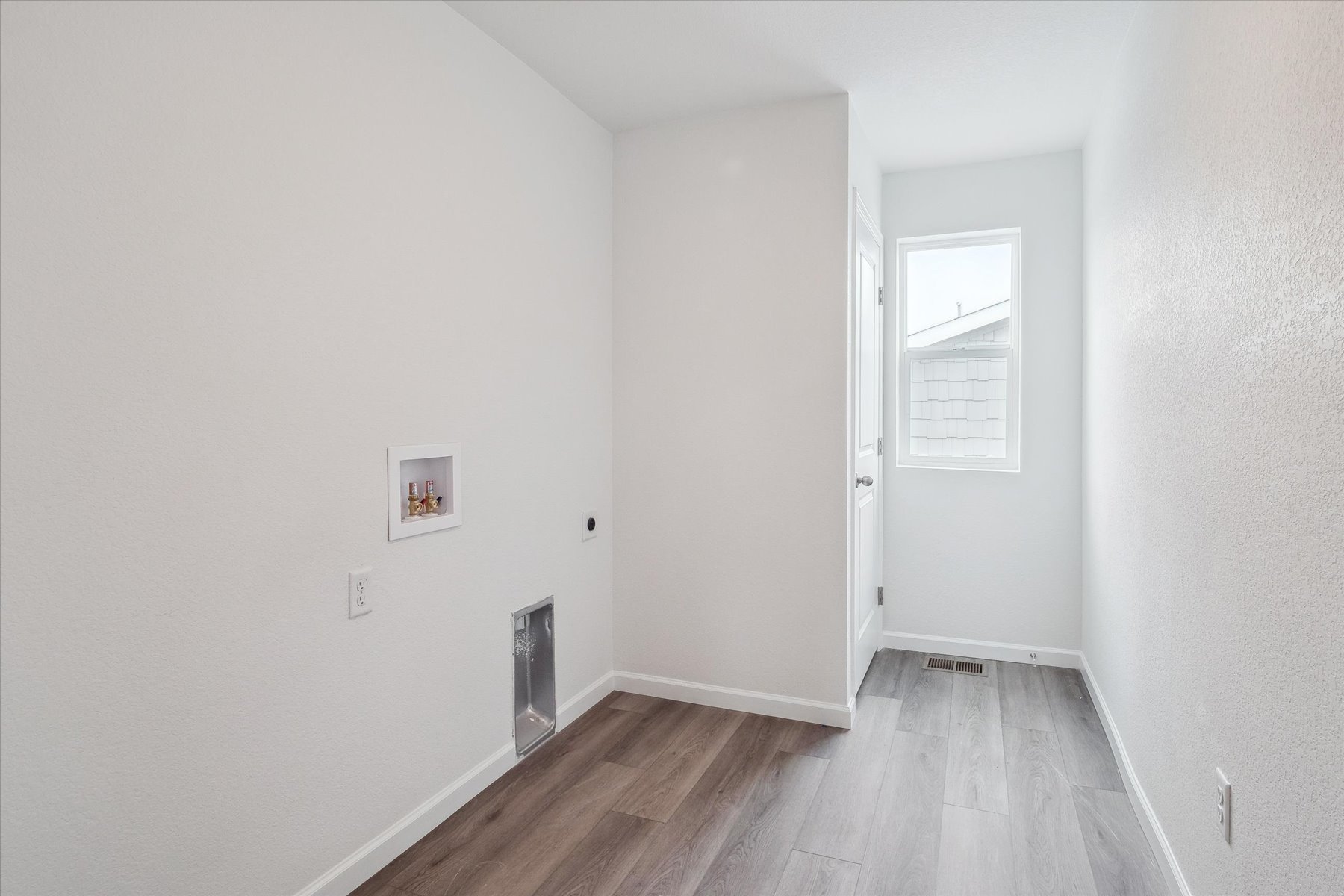 Laundry Room of the Laurel floor plan