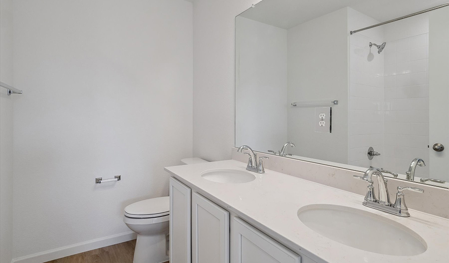 Bathroom of the Lapis floor plan