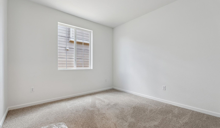 Bedroom of the Peridot floor plan