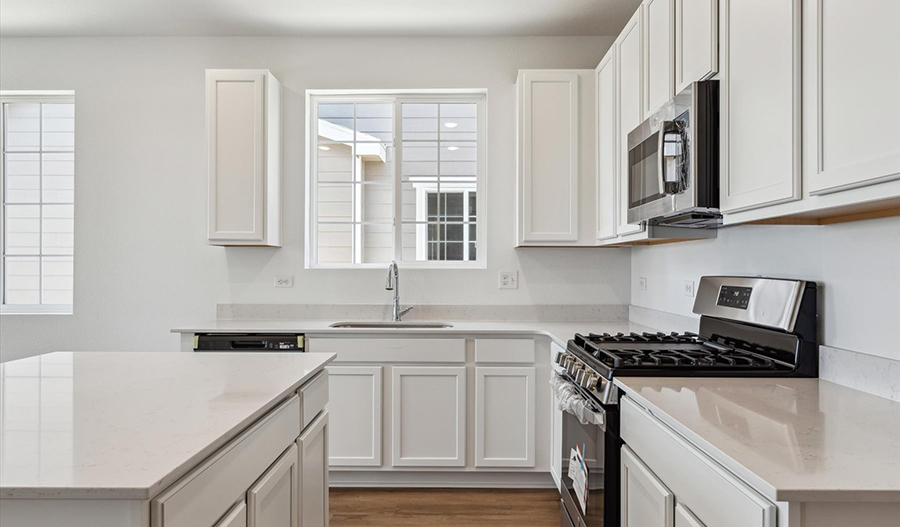Kitchen of the Peridot floor plan