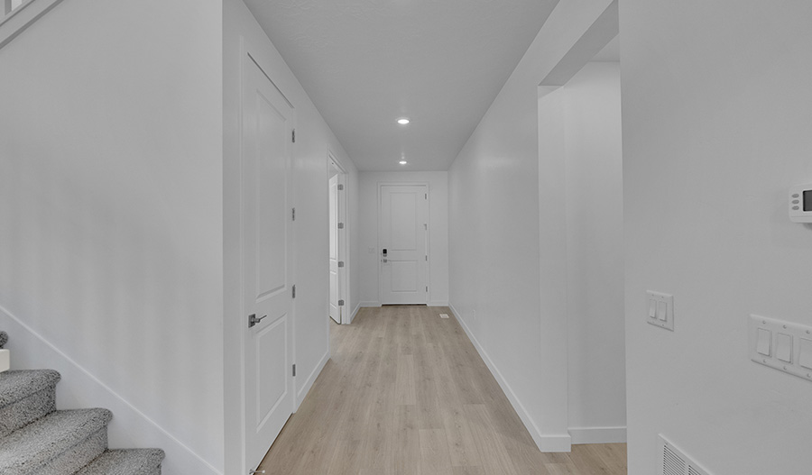 Entry of the Hemingway floor plan