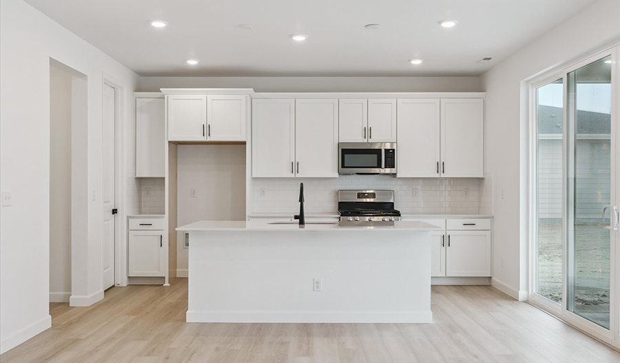Kitchen of the Lapis floor plan