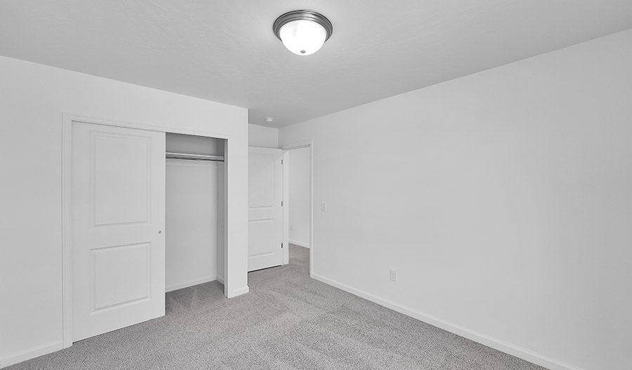 Bedroom of the Pearl floor plan