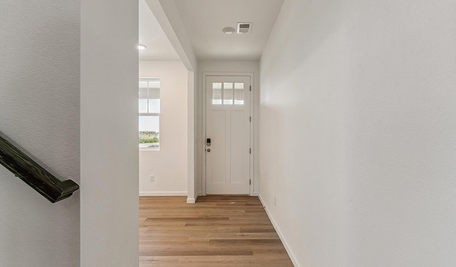 Entry of the Pearl floor plan