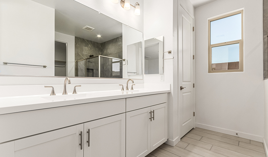 Bathroom of the Raleigh floor plan