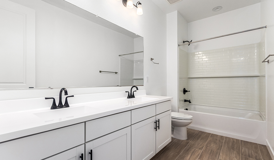 Bathroom of the Raleigh floor plan