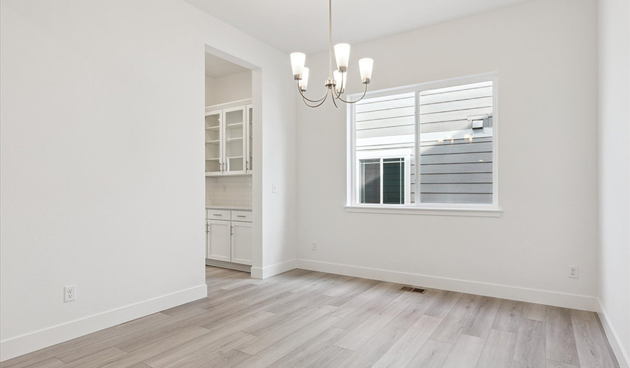 Dining of the Verde floor plan