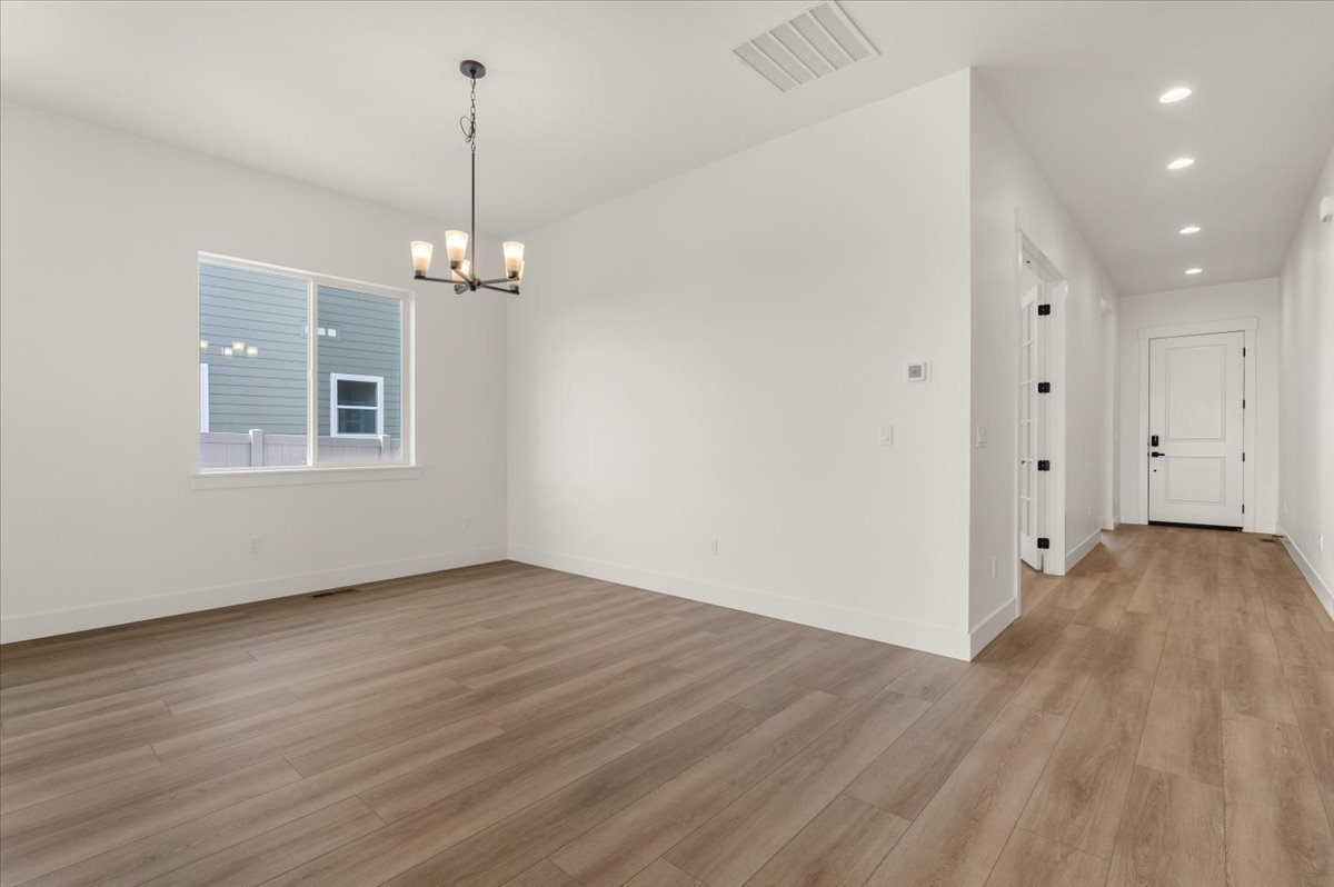 Dining of the Powell floor plan