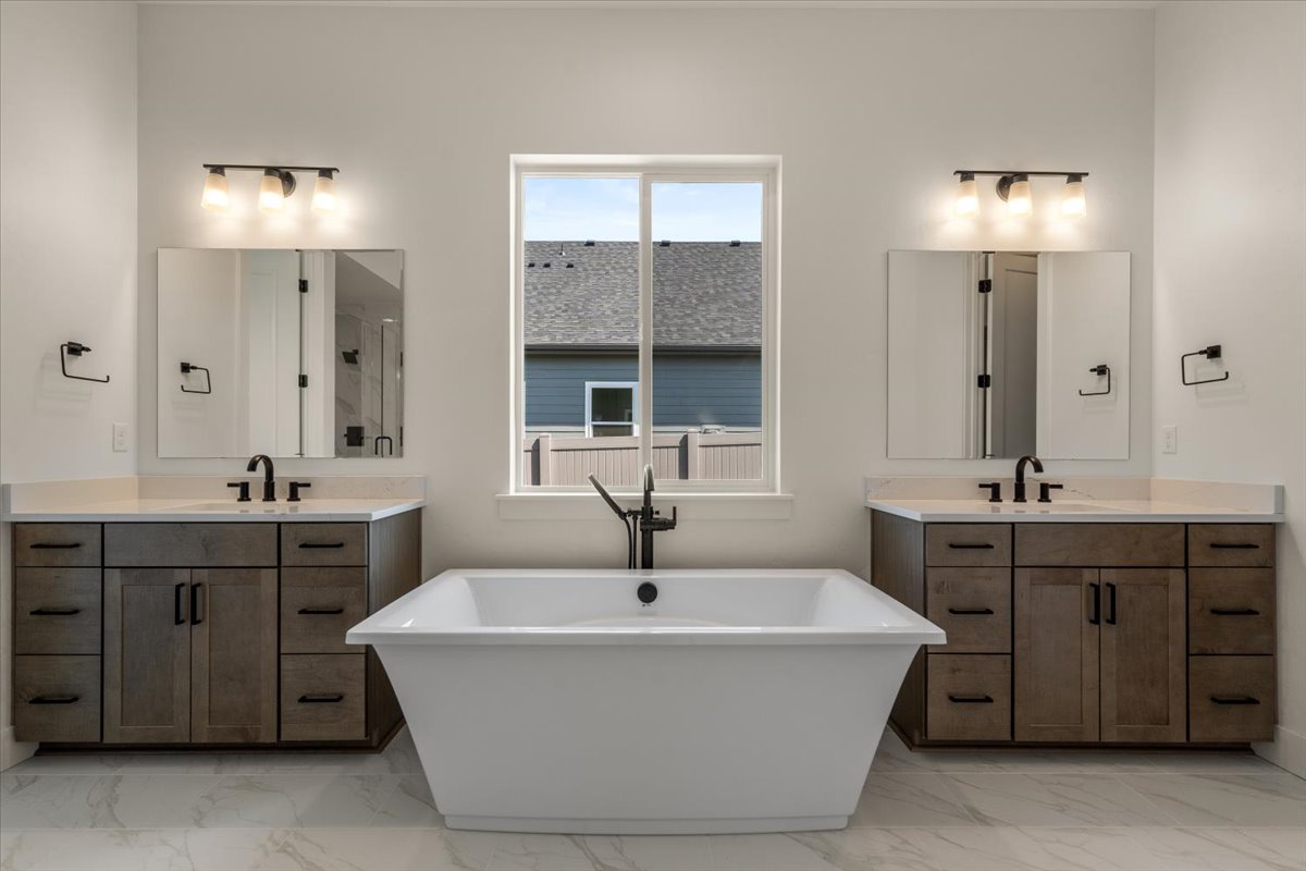 Bathroom of the Powell floor plan