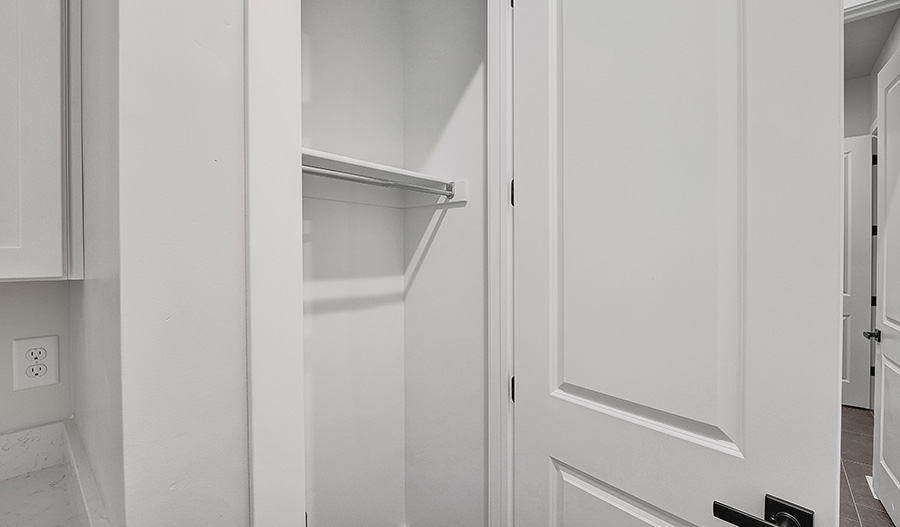 Closet of the Darius floor plan