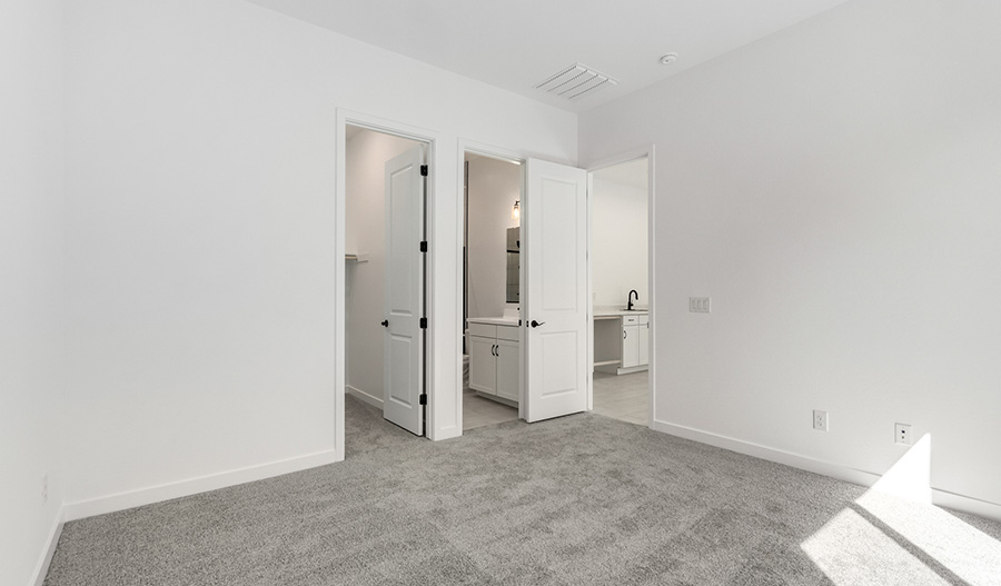 Bedroom of the Darius floor plan