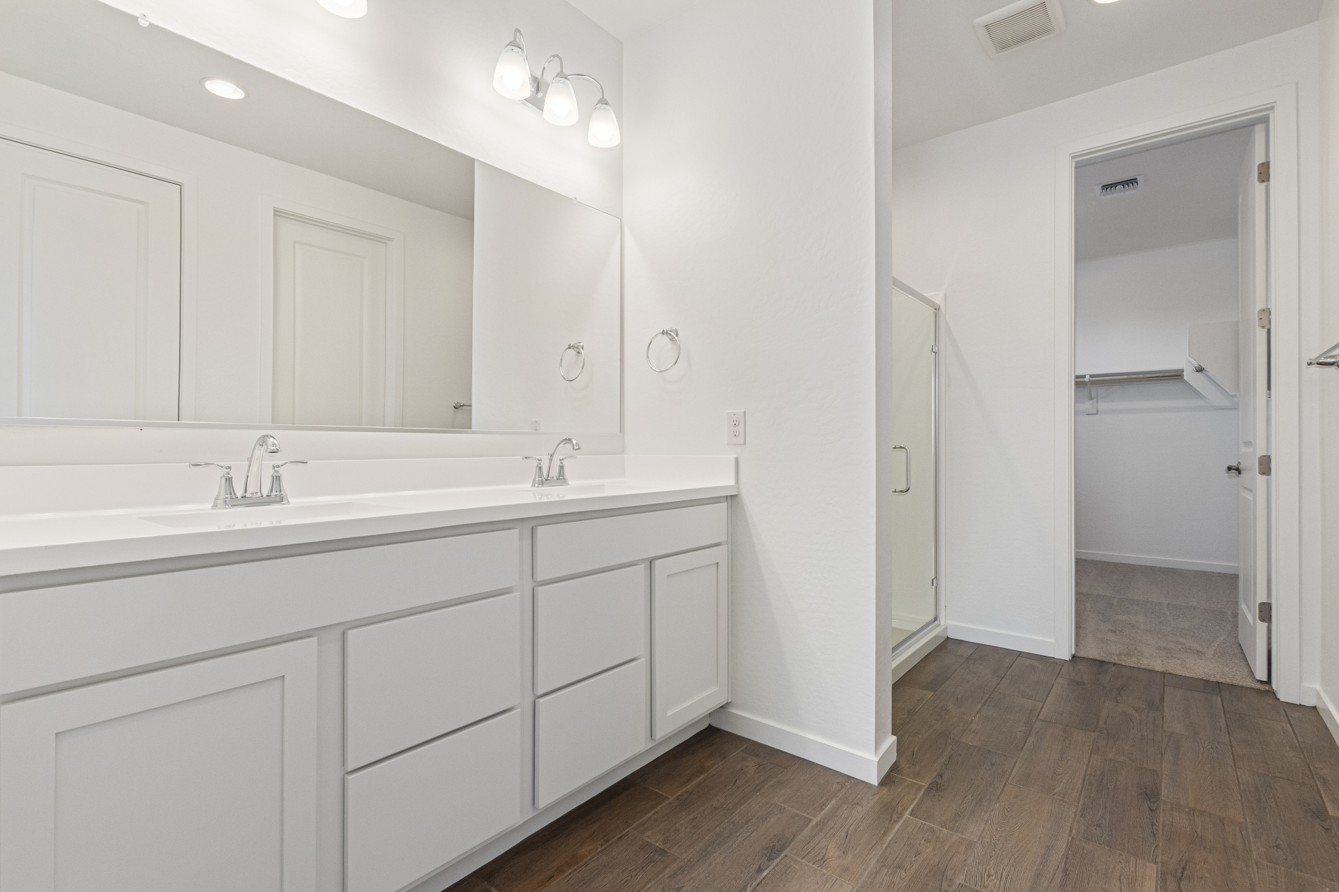 Bathroom of the Agate floor plan