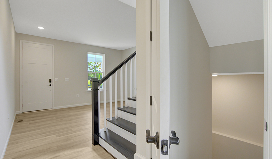 Hallway of the Lapis floor plan