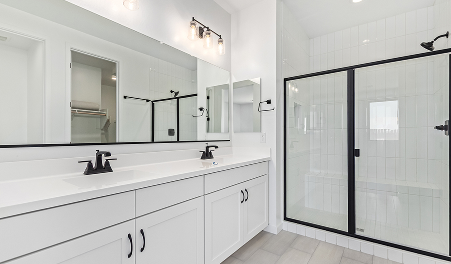 Bathroom of the Emerald floor plan