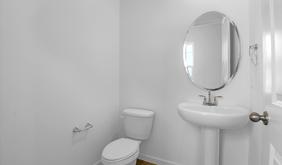 Bathroom of the Lynwood floor plan