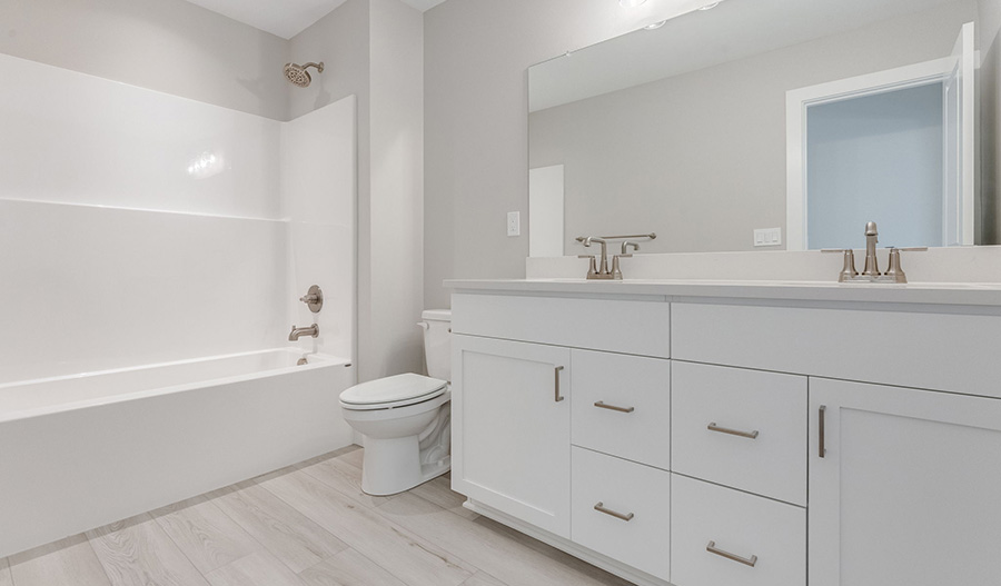 Bathroom of the Layla floor plan