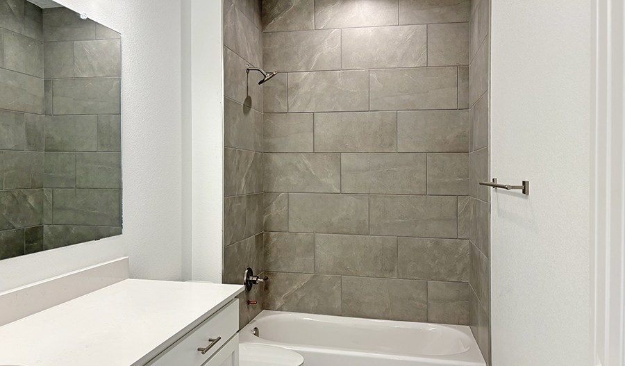 Bathroom of the Emerald floor plan