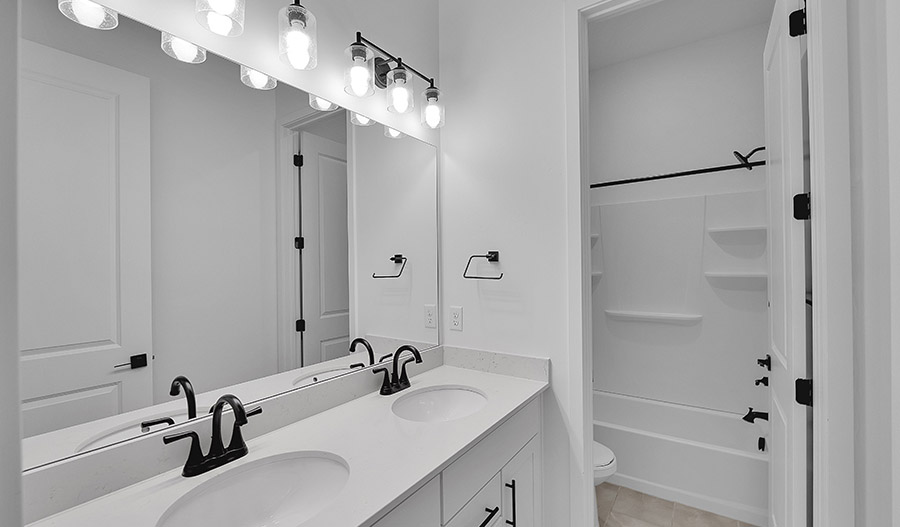 Bathroom of the DanielII floor plan