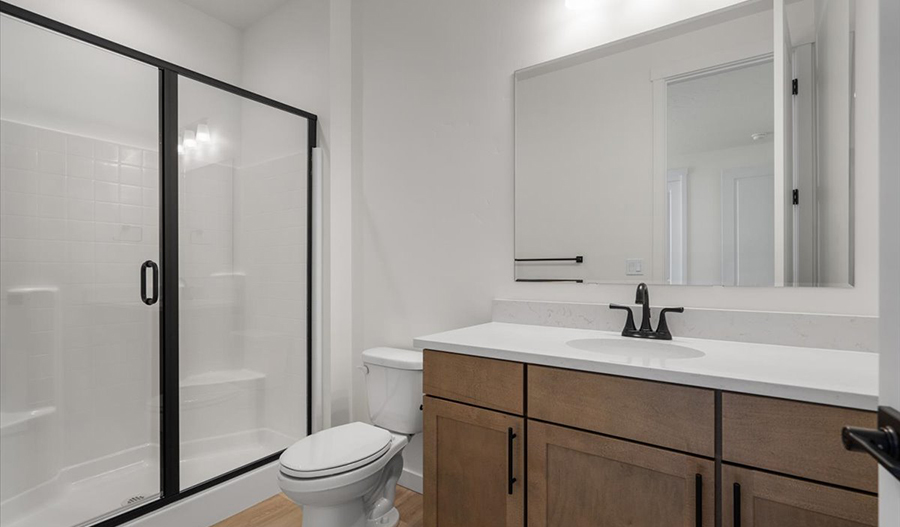 Bathroom of the Slate floor plan