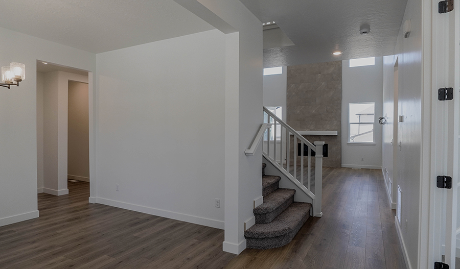 Entry of the Daniela floor plan