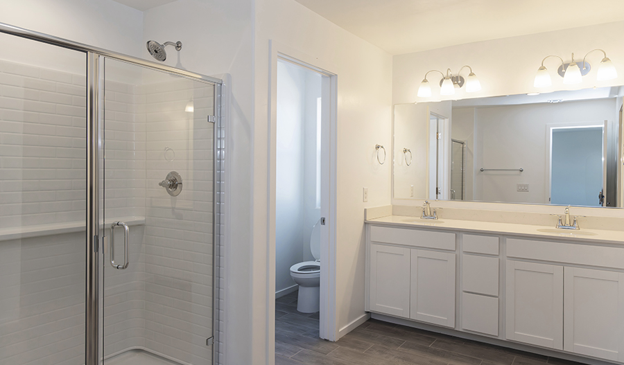 Bathroom of the Layla floor plan