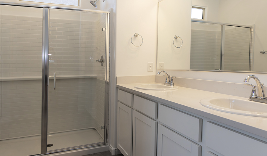 Bathroom of the Frasier floor plan