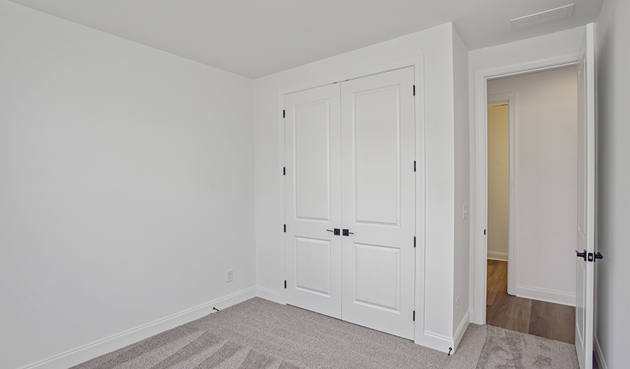 Bedroom of the Decker floor plan