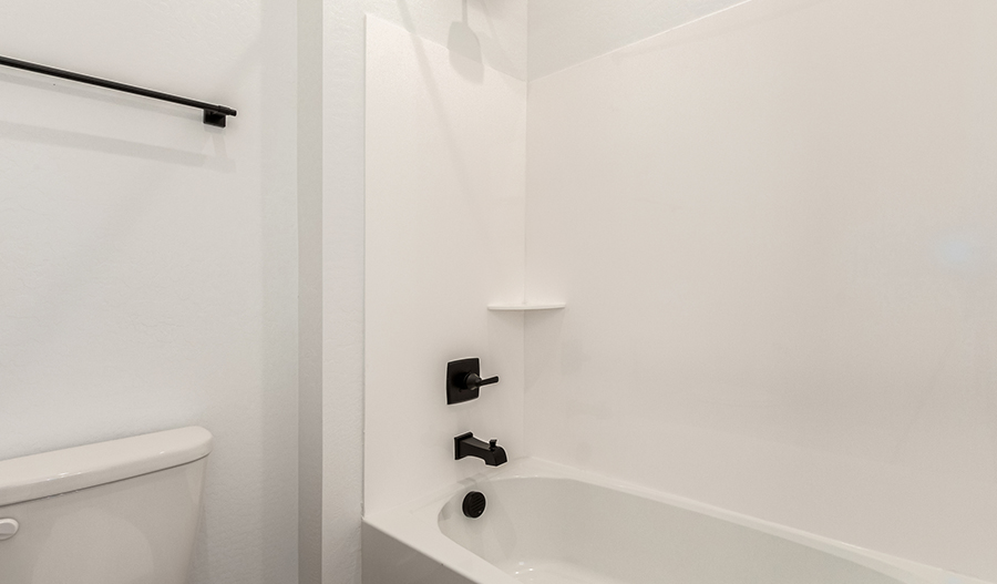 Bathroom of the Pinecrest floor plan