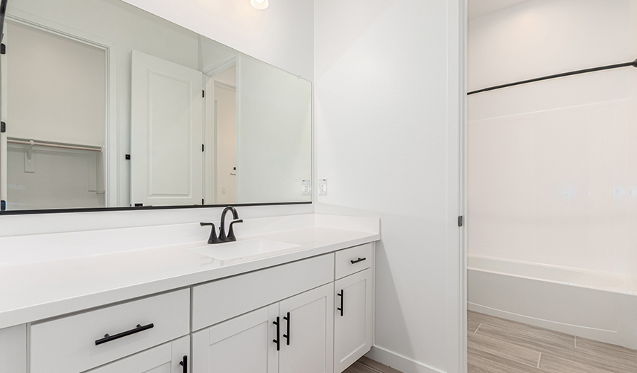 Bathroom of the Julia floor plan