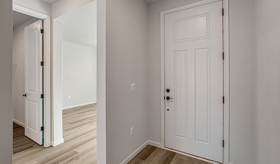 Entry of the Alexandrite floor plan