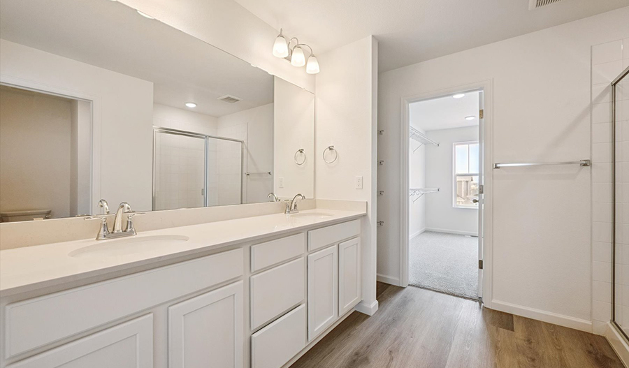 Bathroom of the Lapis floor plan