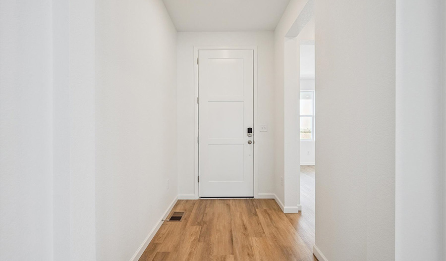Entry of the Alexandrite floor plan