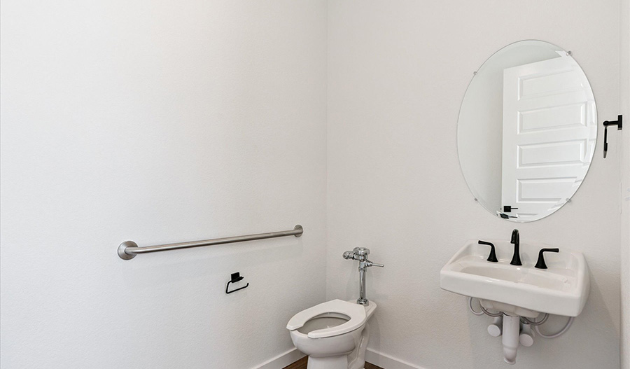 Bathroom of the Flatiron floor plan