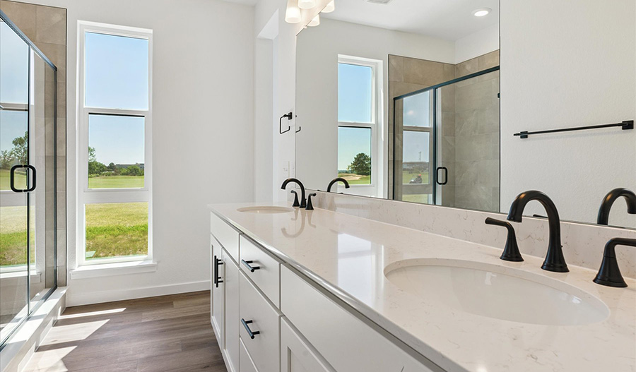 Bathroom of the Flatiron floor plan