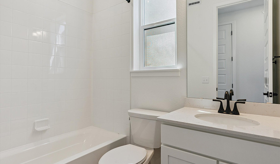 Bathroom of the Flatiron floor plan