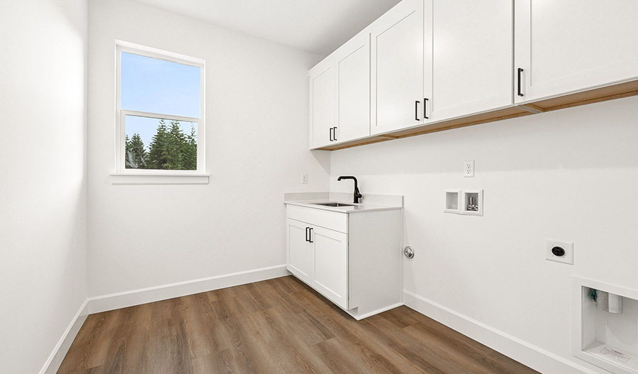 Laundry Room of the Oscar floor plan