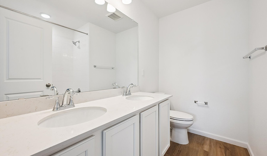 Bathroom of the Lapis floor plan