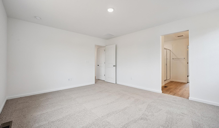 Bedroom of the Lapis floor plan