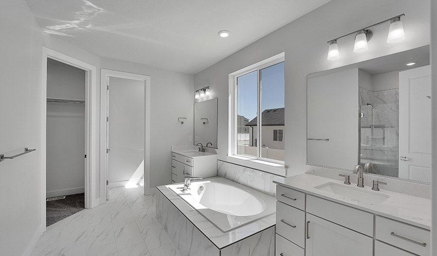 Bathroom of the Harris floor plan