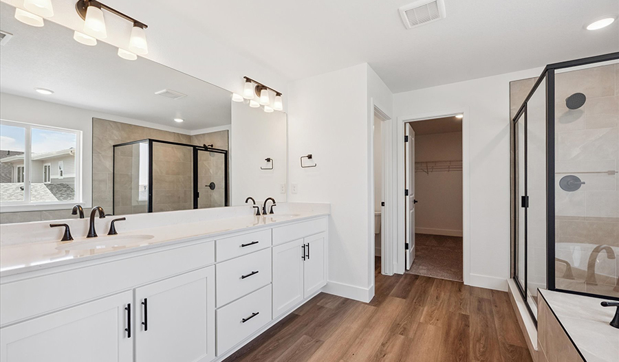 Bathroom of the Yorktown floor plan