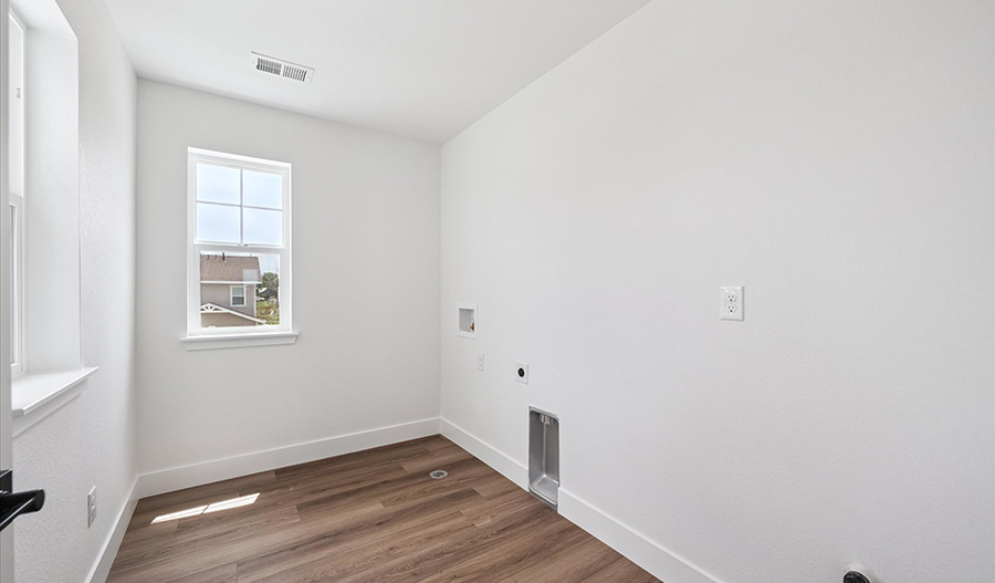 Bathroom of the Yorktown floor plan