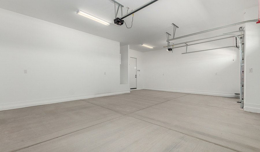 Garage of the Darius floor plan