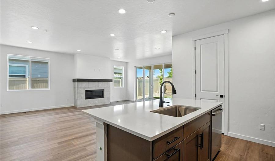 Kitchen of the Slate floor plan