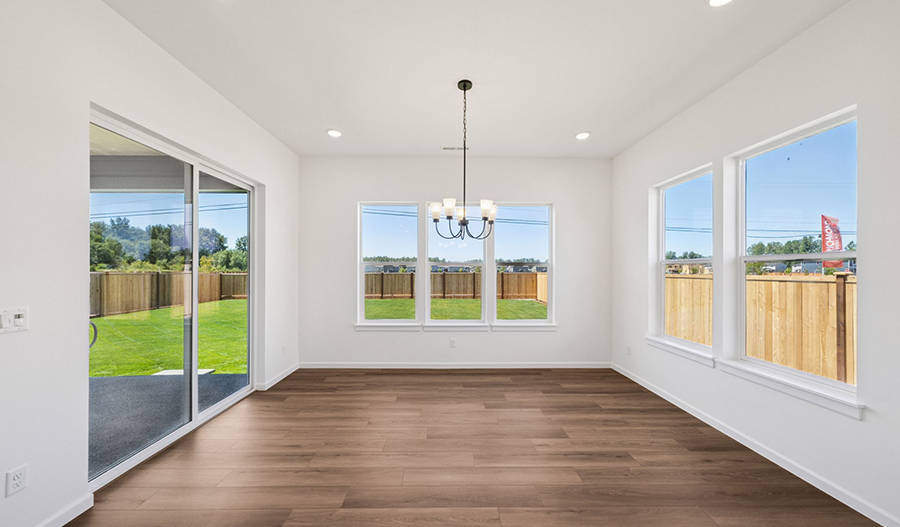 Sunroom of the Daniel floor plan