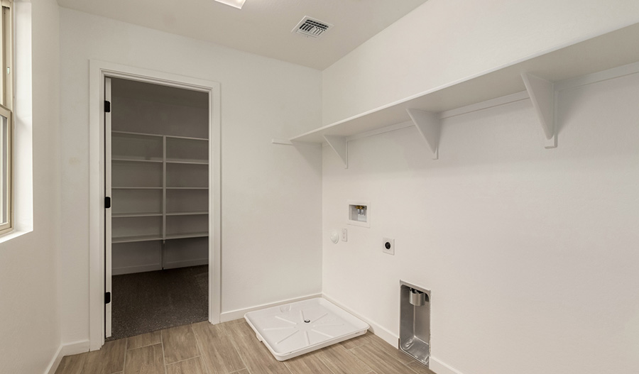 Laundry Room of the Pearl floor plan