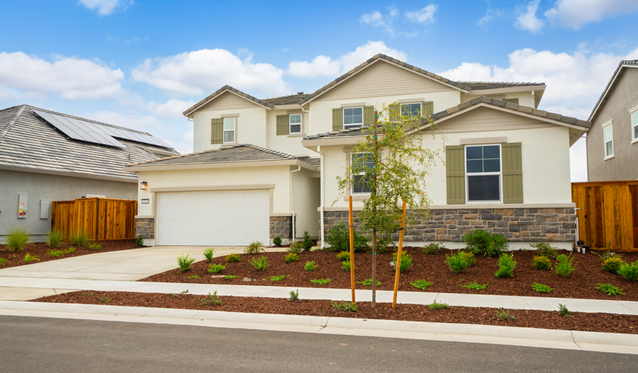 1224 Silver Feather Way